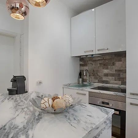 Apartment Bmyguest - Principe Real Charming Lisbon
